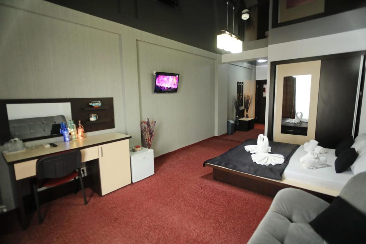 Hotel Sweet Năvodari Esterno foto