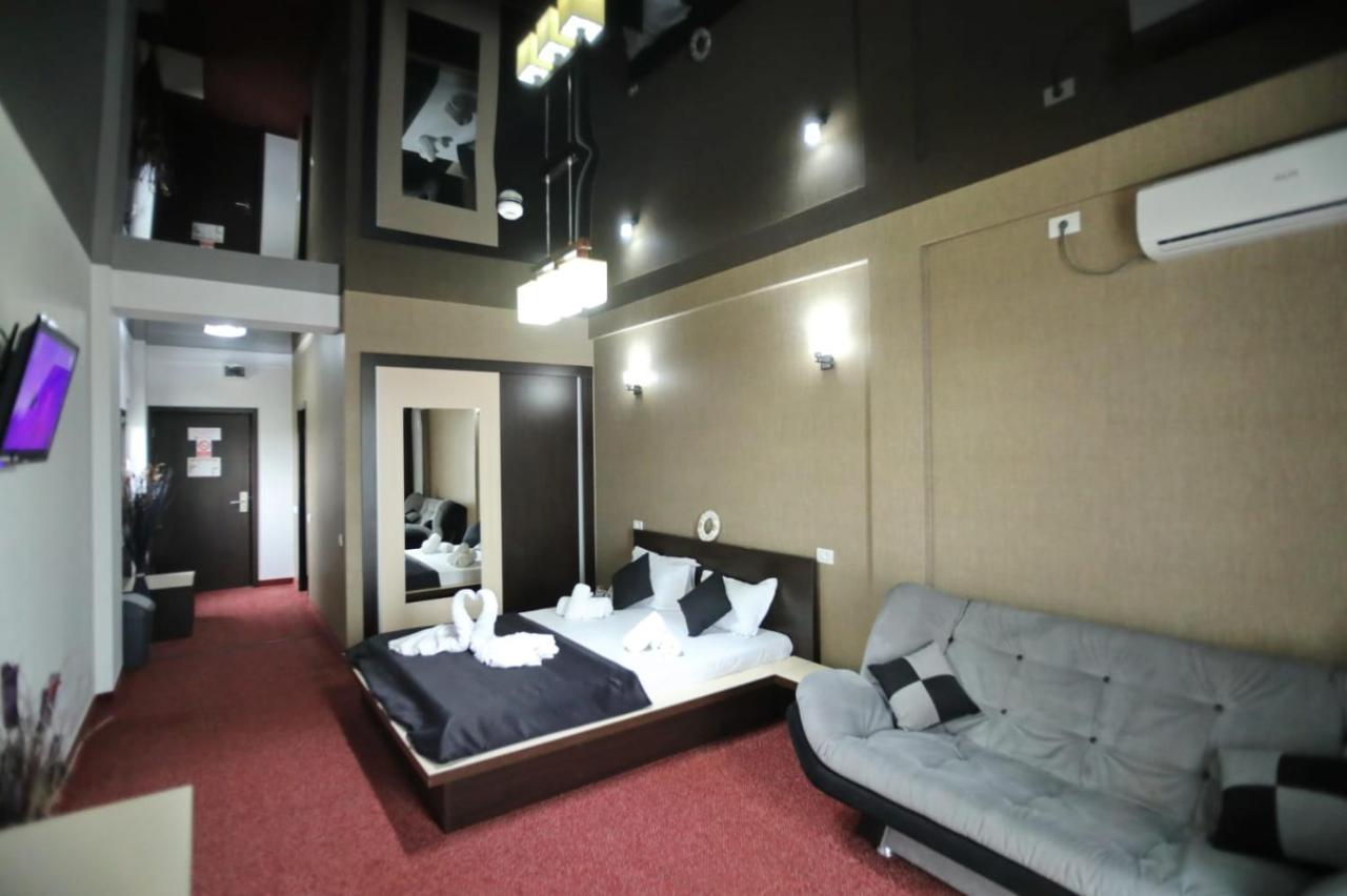 Hotel Sweet Năvodari Esterno foto