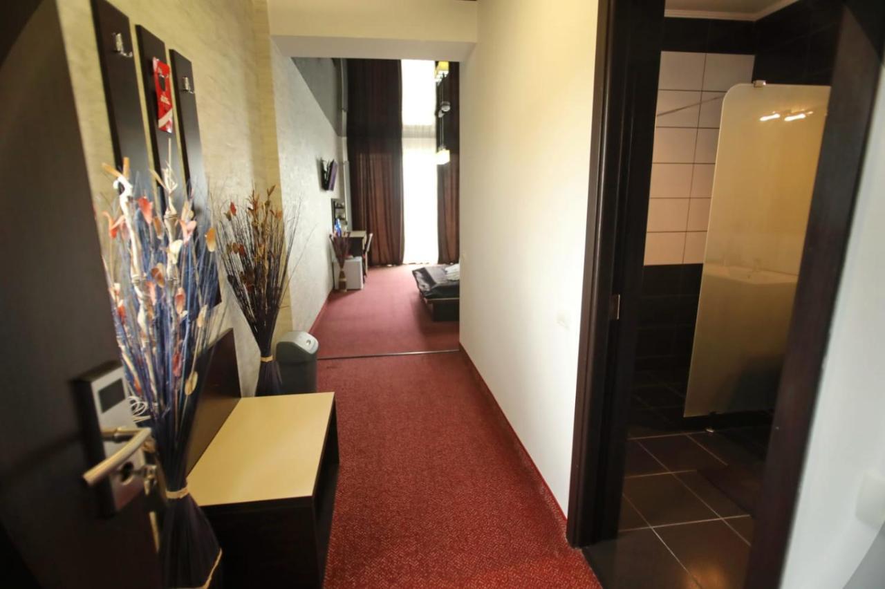 Hotel Sweet Năvodari Esterno foto