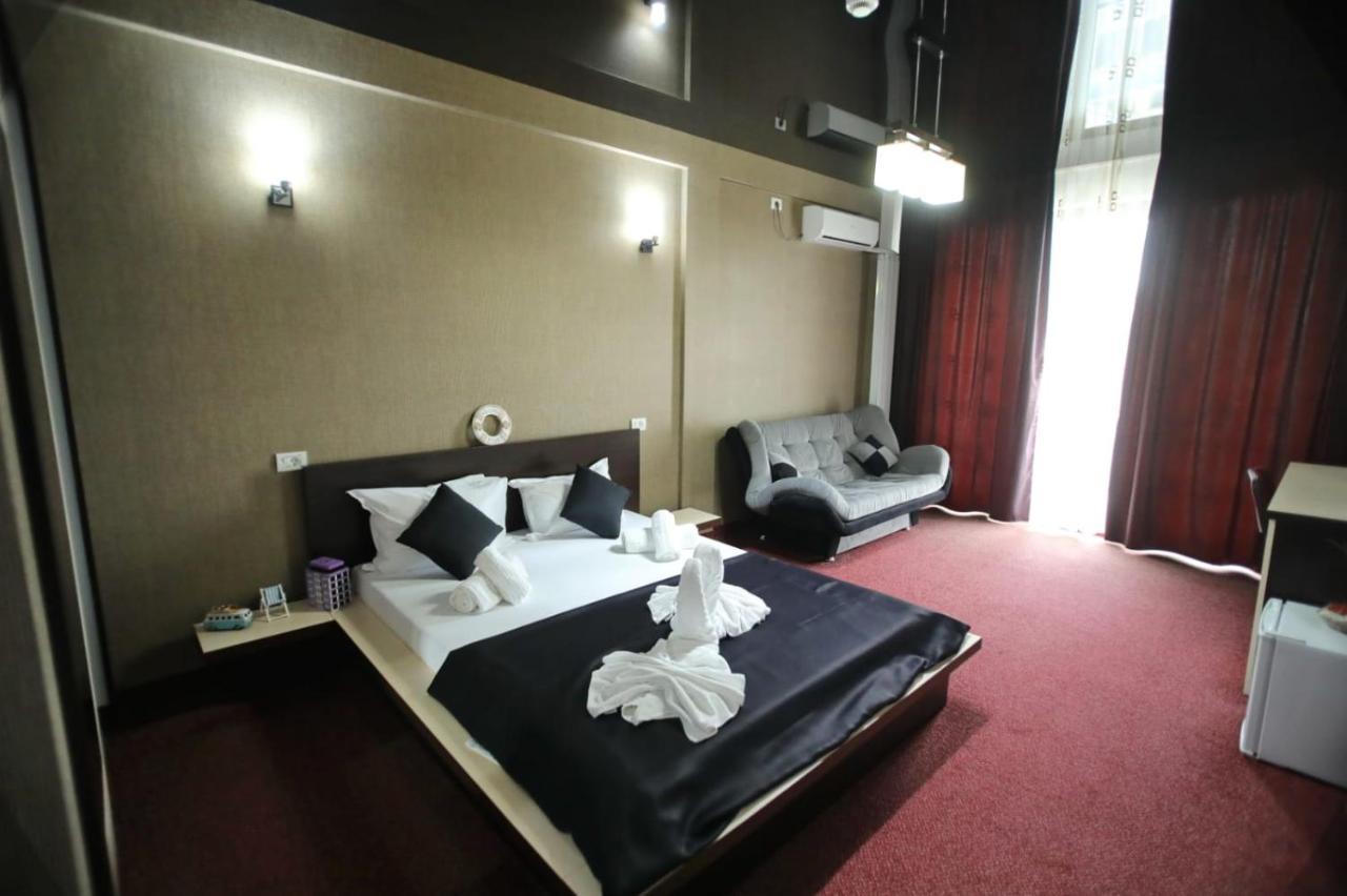 Hotel Sweet Năvodari Esterno foto