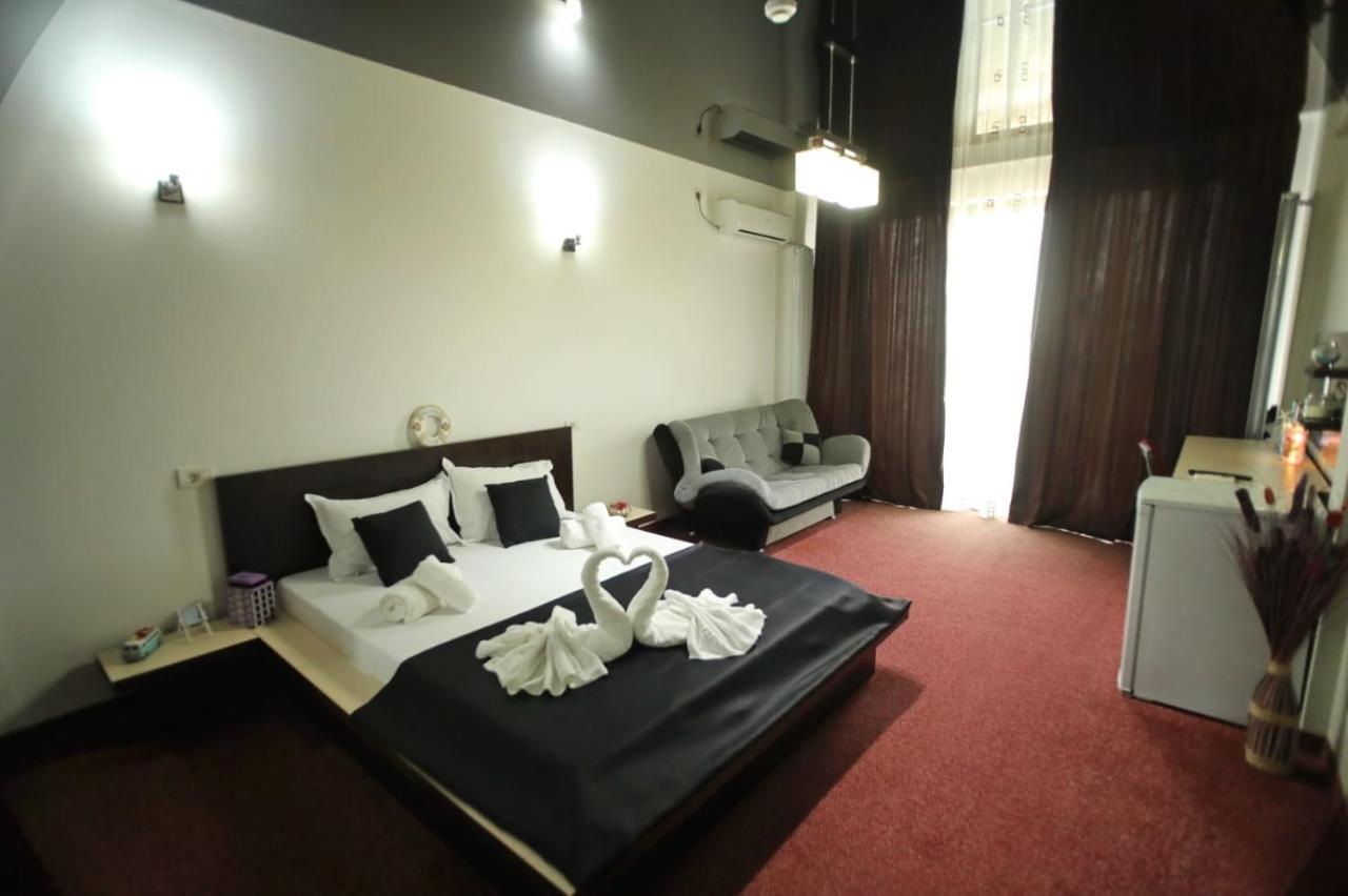 Hotel Sweet Năvodari Esterno foto