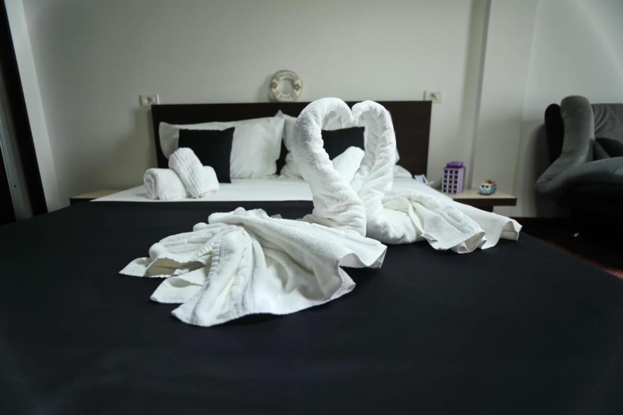 Hotel Sweet Năvodari Esterno foto